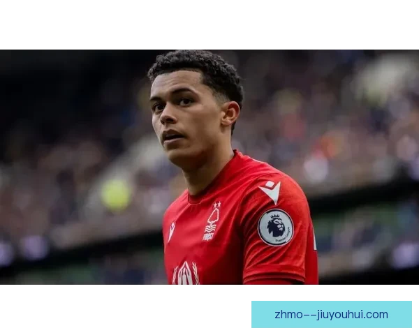 布伦南约翰逊连续进球助力球队攀升排名展现强大攻击力